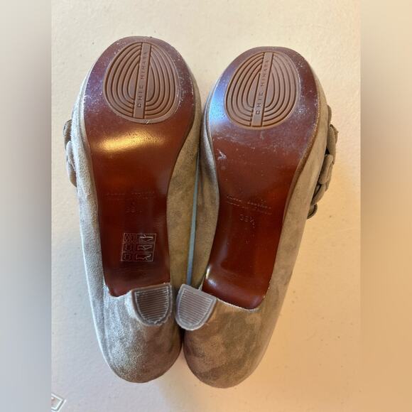 Chie Mihara Kerin 004 Suede Flower Heel Grey - Picture 7 of 9